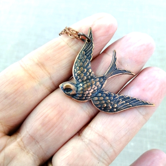 Vintage antique copper bird necklace, Fall Victorian jewelry, boho Y2K - Picture 2 of 6